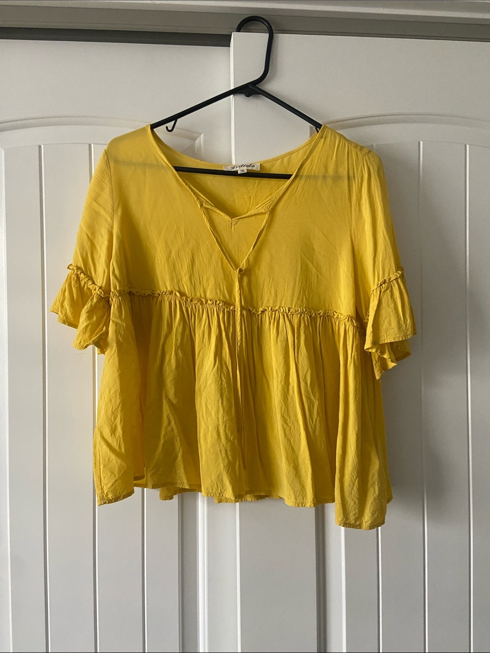 Listicle Bright Yellow Flutter Sleeve Peasant Tunic